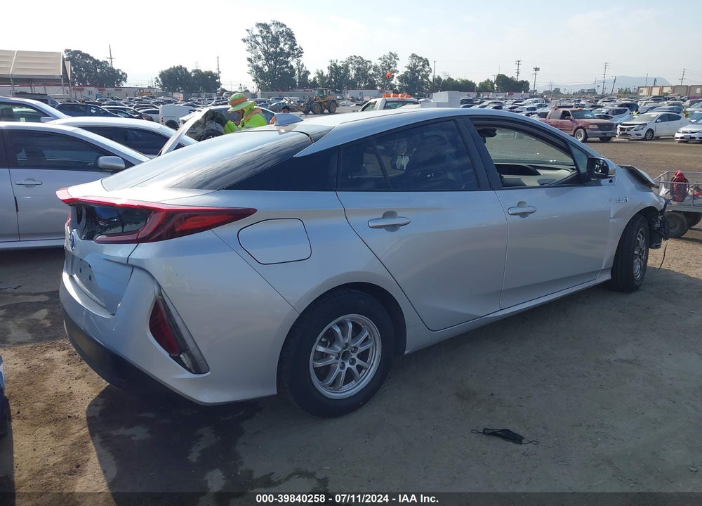 2021 TOYOTA PRIUS PRIME LE VIN: JTDKAMFP1M3180742