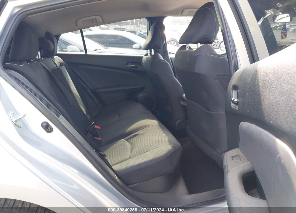 2021 TOYOTA PRIUS PRIME LE VIN: JTDKAMFP1M3180742