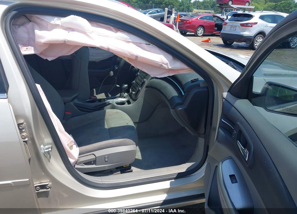 2015 CHEVROLET MALIBU LS VIN: 1G11B5SLXFF345179