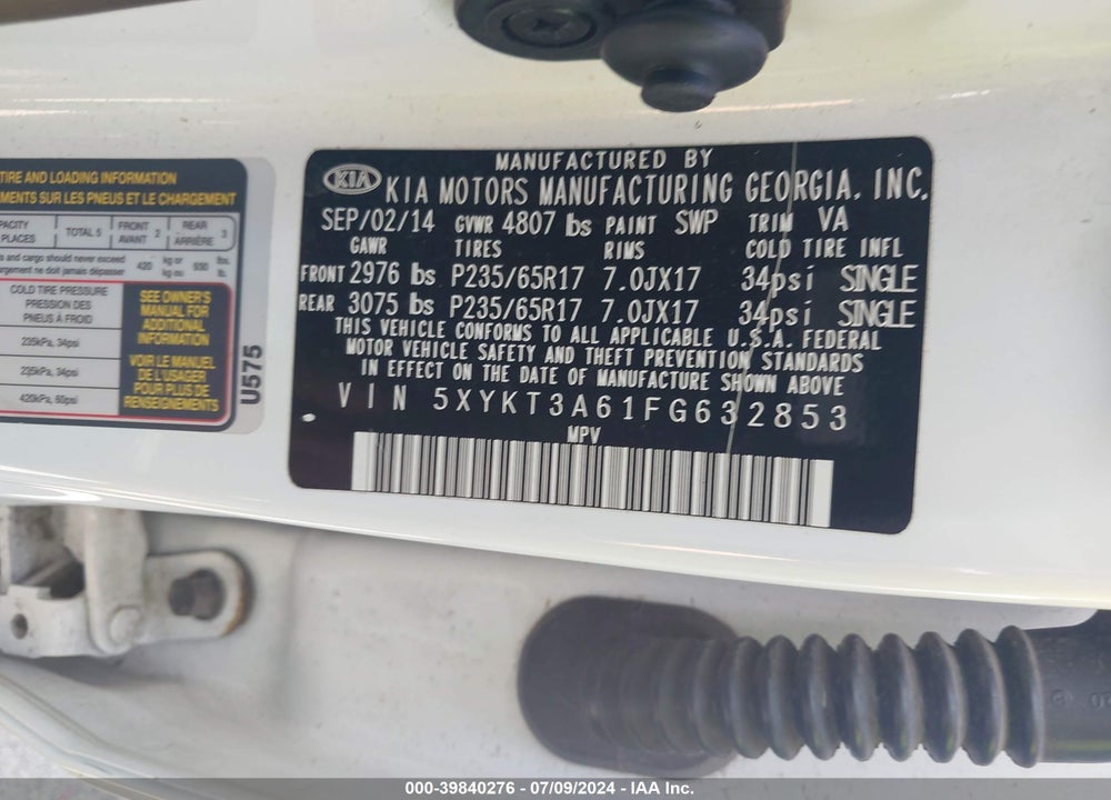 2015 KIA SORENTO VIN: 5XYKT3A61FG632853