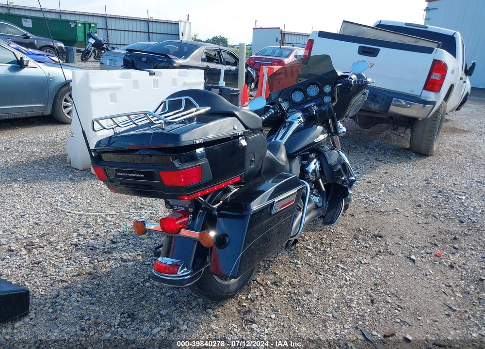 2012 HARLEY-DAVIDSON FLHTK ELECTRA GLIDE ULTRA LTD VIN: 1HD1KEM17CB628997