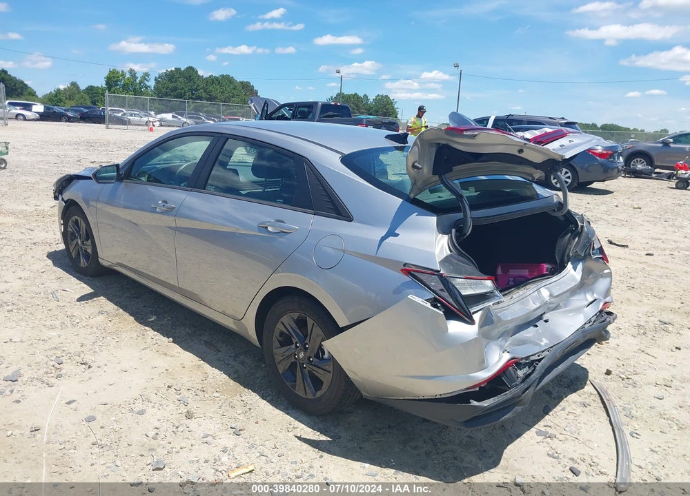 2021 HYUNDAI ELANTRA SEL VIN: 5NPLM4AGXMH051938