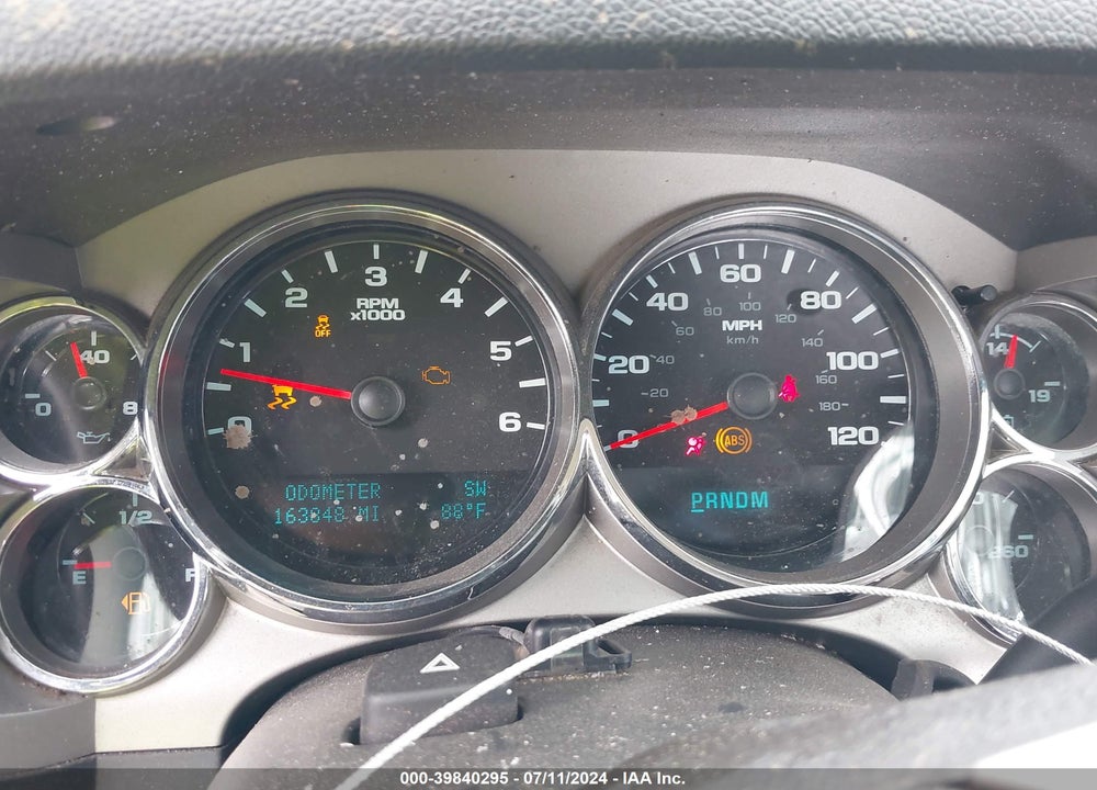 2013 CHEVROLET SILVERADO 1500 LT VIN: 3GCPCSE02DG171571