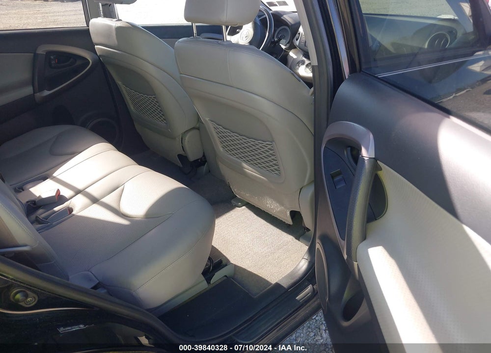 2008 TOYOTA RAV4 LIMITED VIN: JTMZD31V886076341