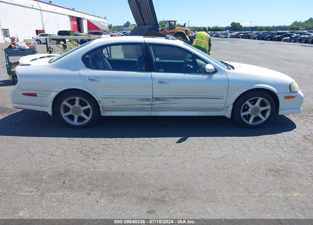 2001 NISSAN MAXIMA SE VIN: JN1CA31A11T309157