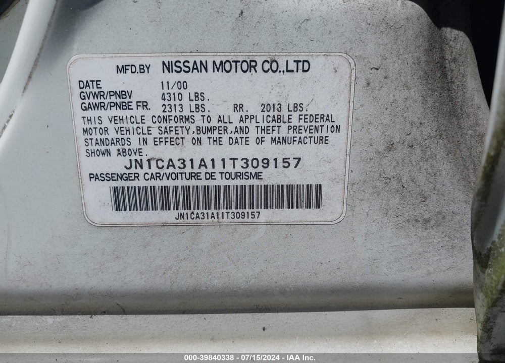 2001 NISSAN MAXIMA SE VIN: JN1CA31A11T309157