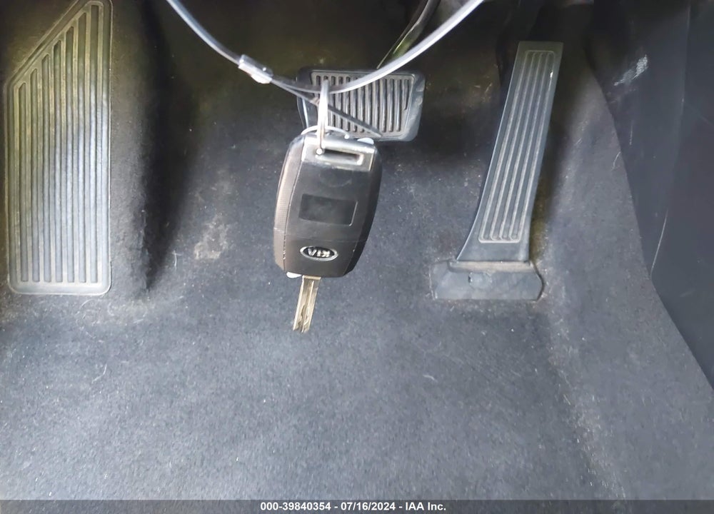2015 KIA SOUL VIN: KNDJN2A23F7182598