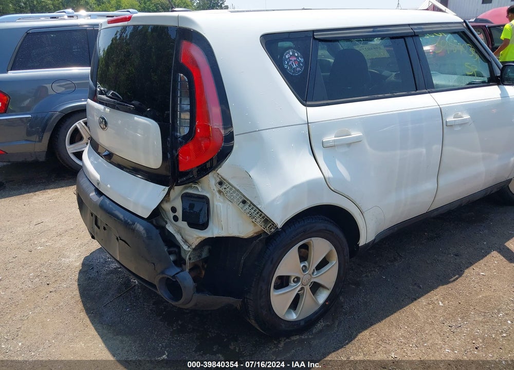 2015 KIA SOUL VIN: KNDJN2A23F7182598