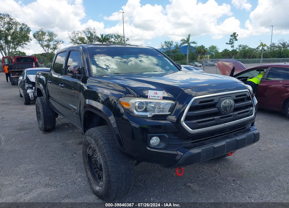 2018 TOYOTA TACOMA SR5 V6 VIN: 3TMAZ5CN4JM059890