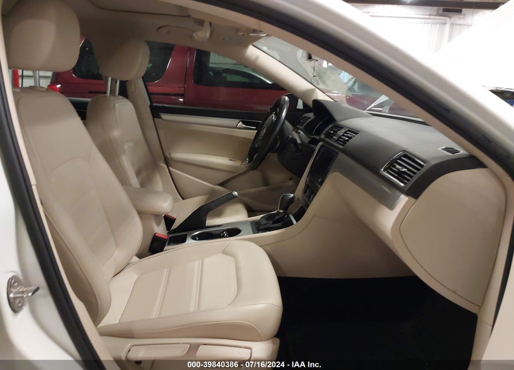2019 VOLKSWAGEN PASSAT 2.0T WOLFSBURG EDITION VIN: 1VWLA7A34KC001887