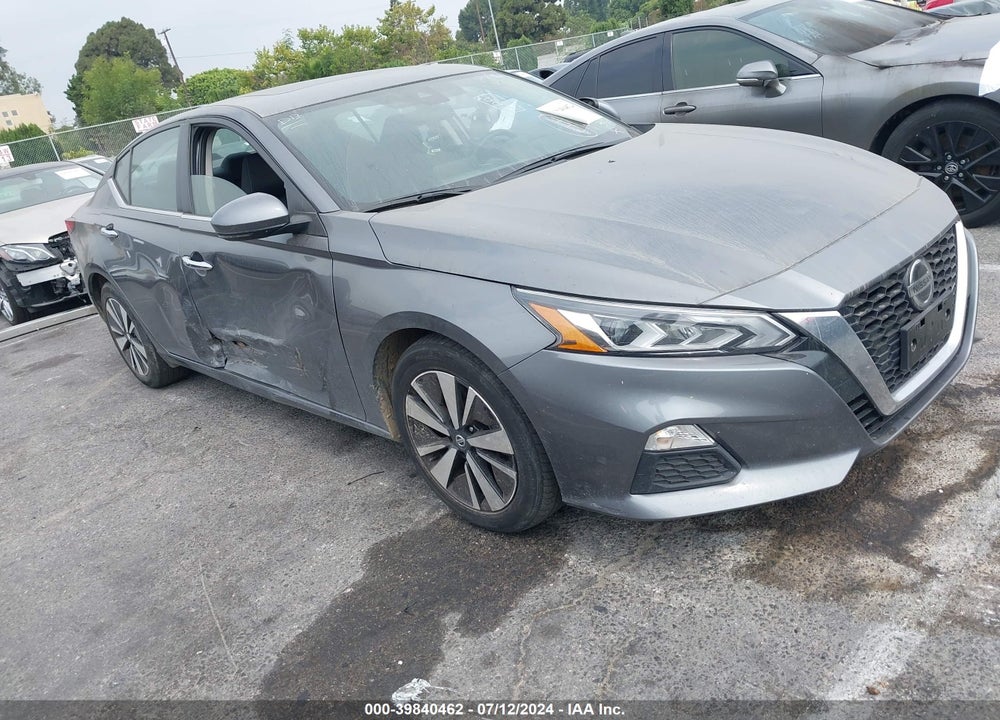 2022 NISSAN ALTIMA SV FWD VIN: 1N4BL4DV8NN337108