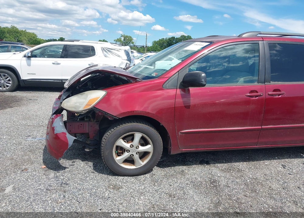 2004 TOYOTA SIENNA LE VIN: 5TDZA23CX4S053880