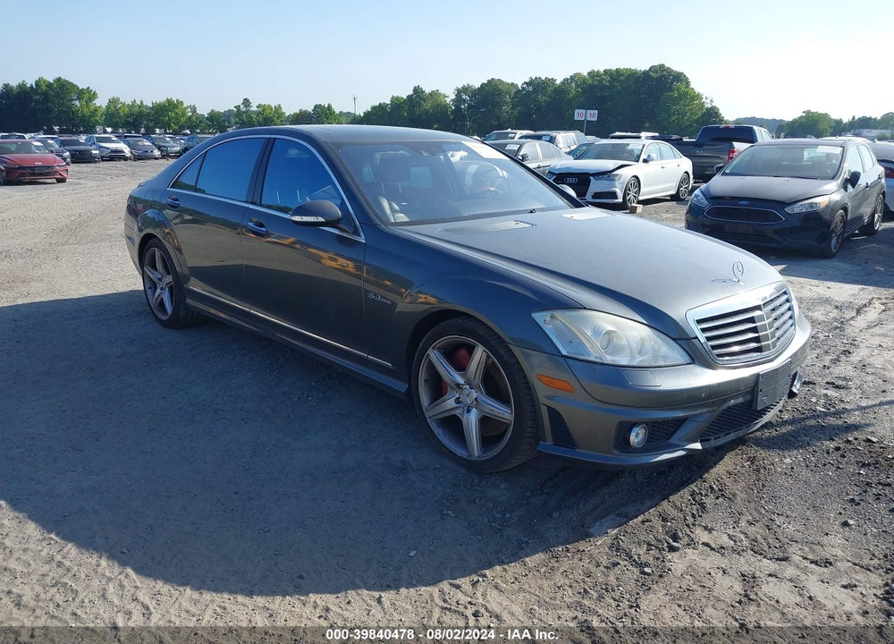 2009 MERCEDES-BENZ S63AMG VIN: WDDNG77X29A274813
