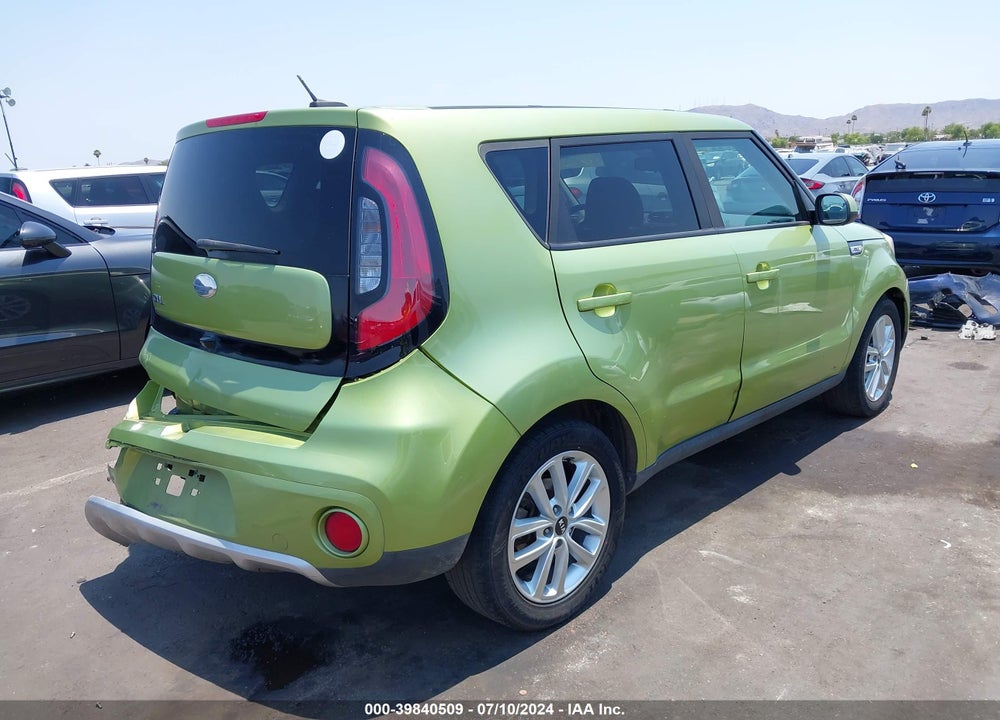 2018 KIA SOUL VIN: KNDJP3A52J7897102