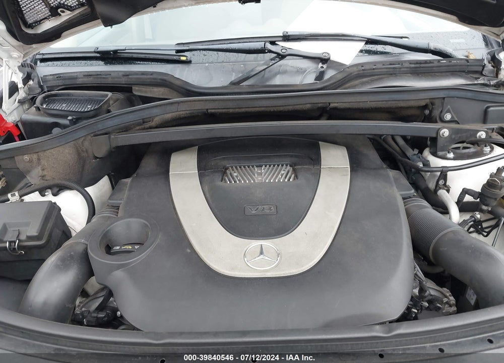 2011 MERCEDES-BENZ GL 450 4MATIC VIN: 4JGBF7BE3BA720815