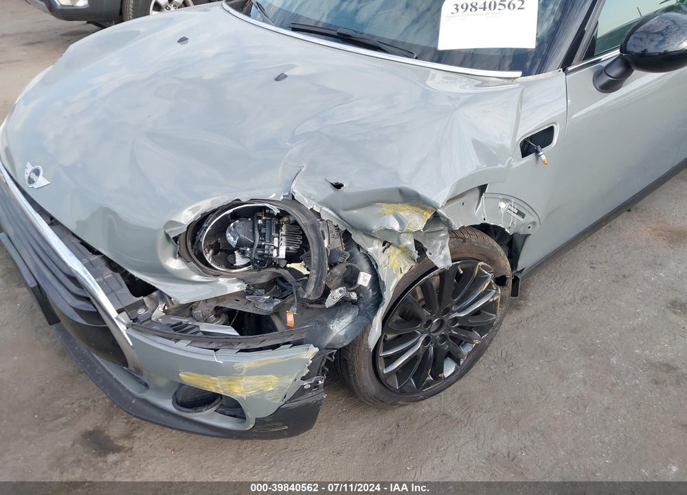 2016 MINI CLUBMAN COOPER VIN: WMWLN5C51G2E29522