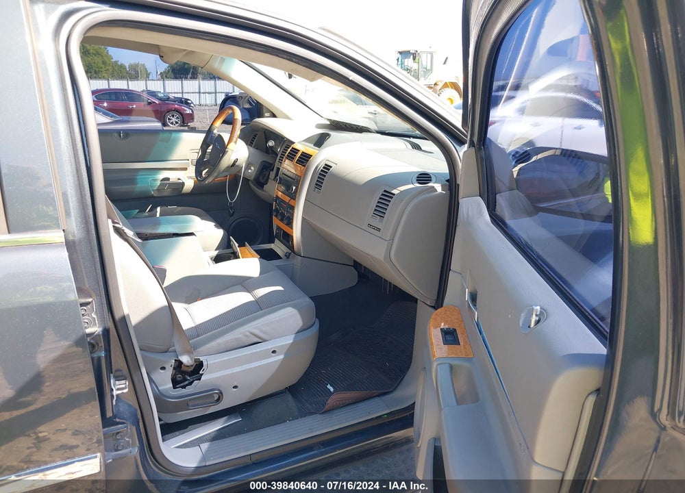 2008 CHRYSLER ASPEN VIN: 1A8HX58N68F149946