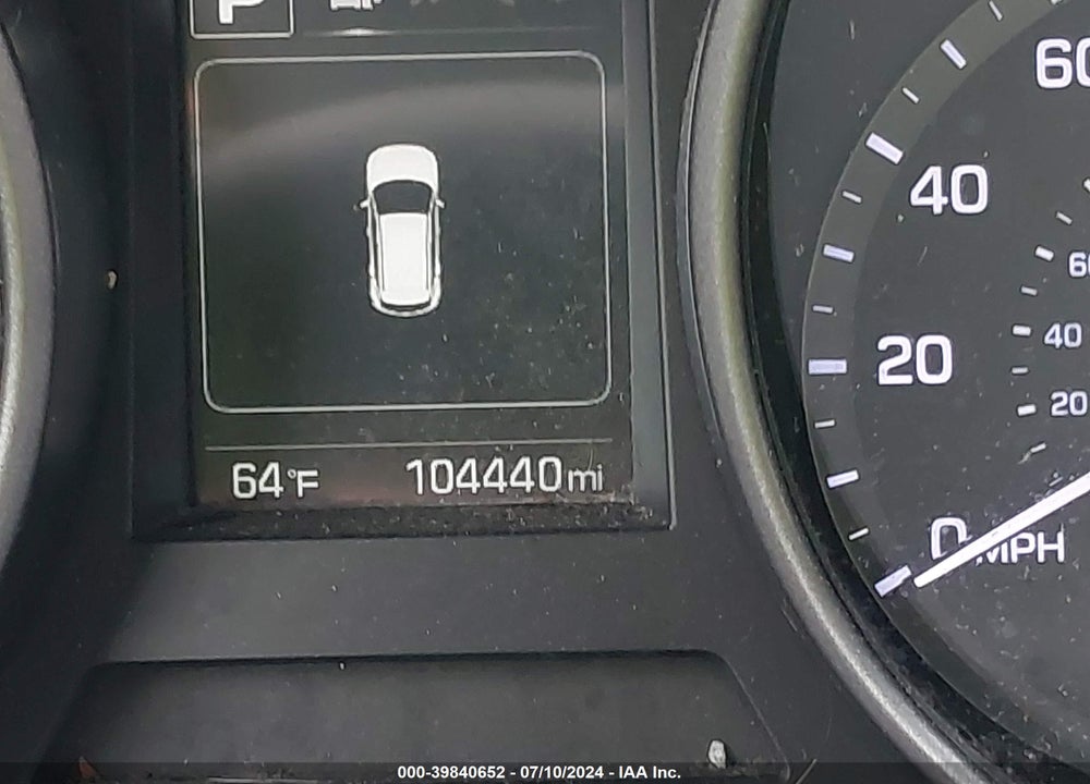 2017 HYUNDAI SANTA FE SPORT 2.4L VIN: 5NMZUDLB0HH035665