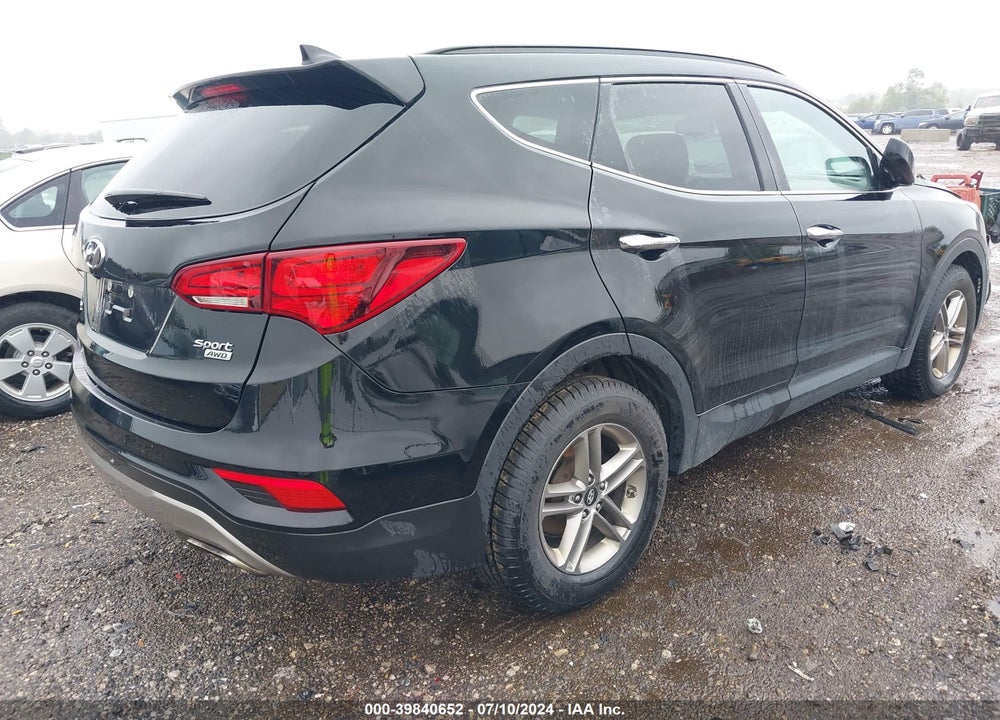2017 HYUNDAI SANTA FE SPORT 2.4L VIN: 5NMZUDLB0HH035665