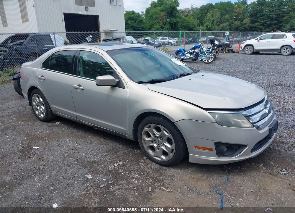 2010 FORD FUSION SE VIN: 3FAHP0HA5AR178490