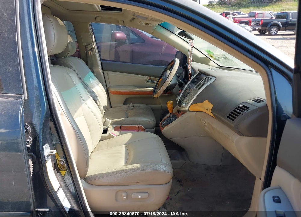2004 LEXUS RX 330 VIN: JTJHA31U840048173