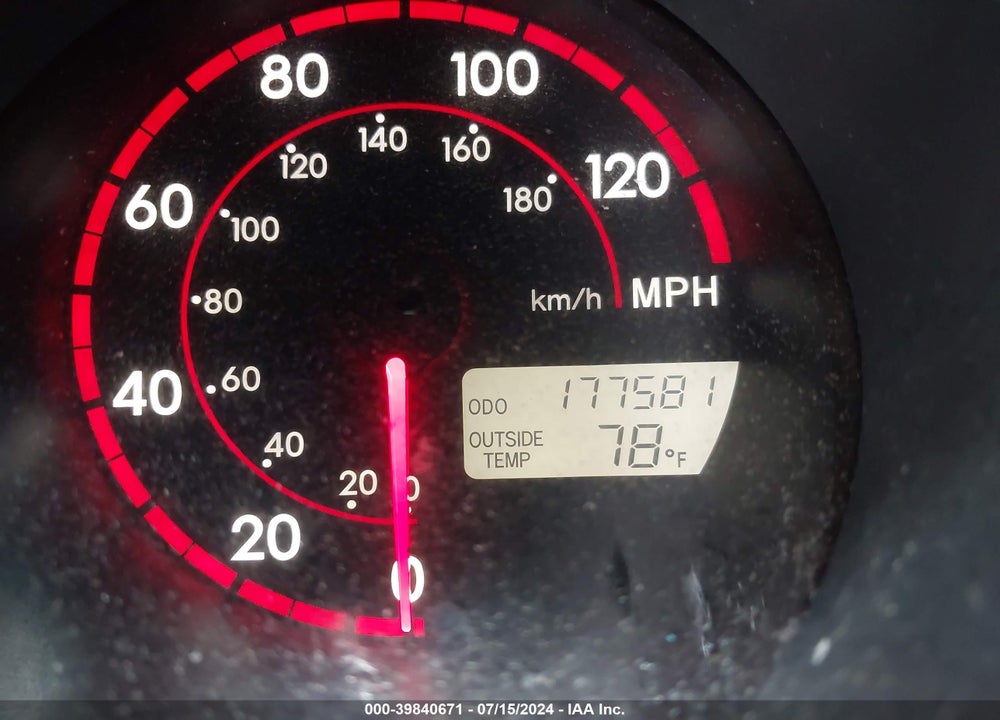 2004 TOYOTA MATRIX/XR VIN: 2T1KR32E44C228863