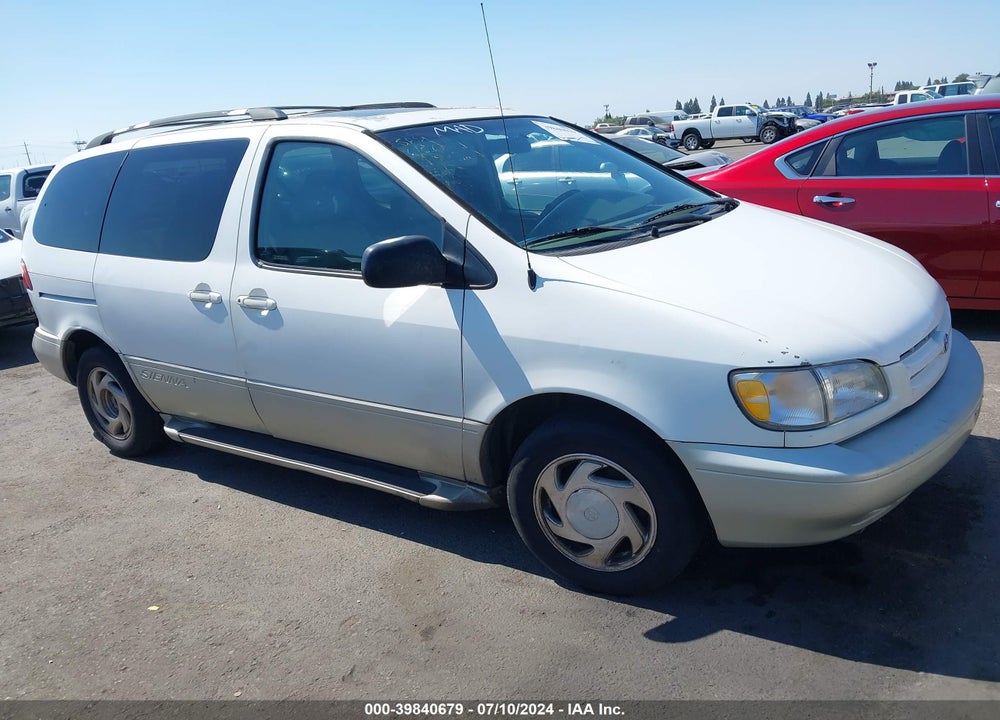 1999 TOYOTA SIENNA VIN: 4T3ZF13C9XU117566
