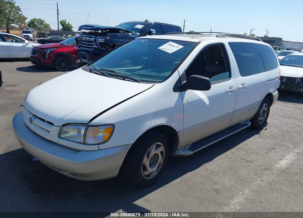 1999 TOYOTA SIENNA VIN: 4T3ZF13C9XU117566