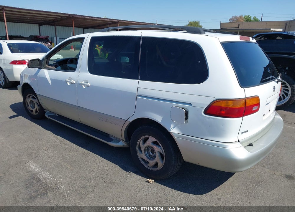 1999 TOYOTA SIENNA VIN: 4T3ZF13C9XU117566