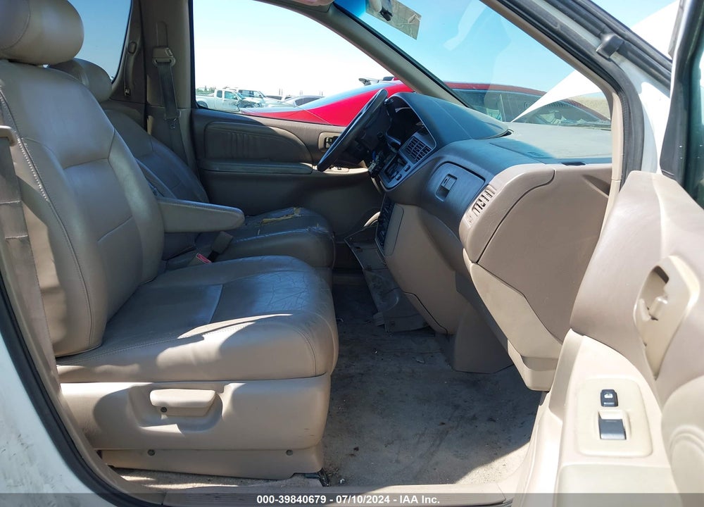 1999 TOYOTA SIENNA VIN: 4T3ZF13C9XU117566