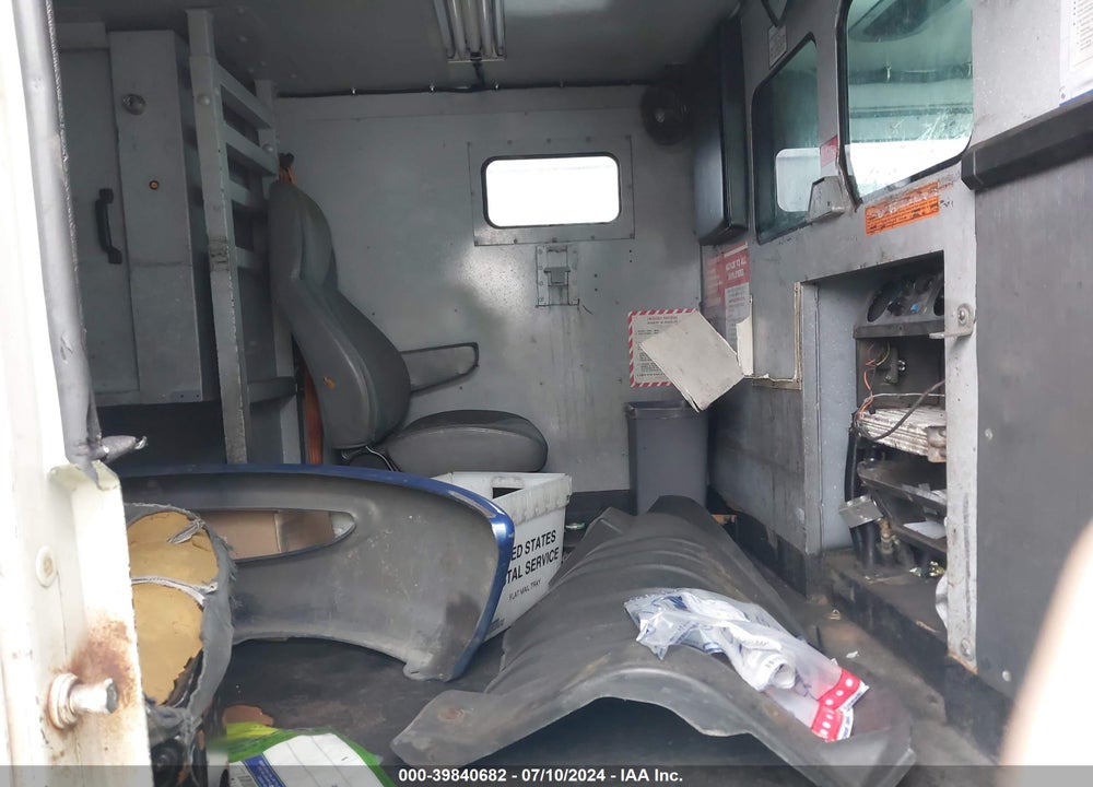 2006 INTERNATIONAL 4000 4300 VIN: 1HTMMAAM56H320425