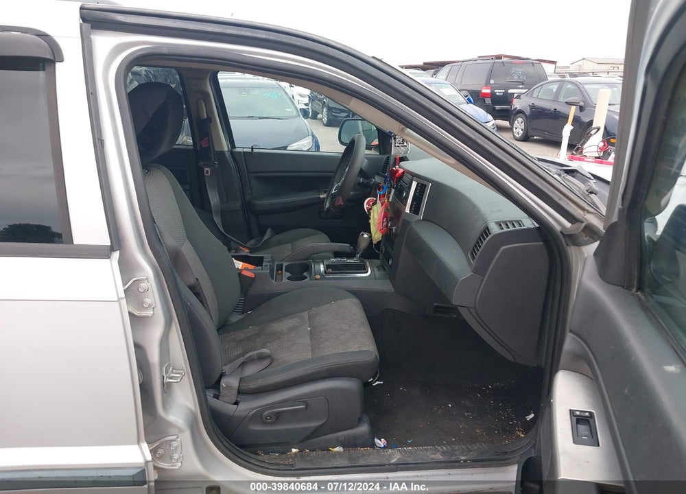 2008 JEEP GRAND CHEROKEE LAREDO VIN: 1J8GR48K28C108575