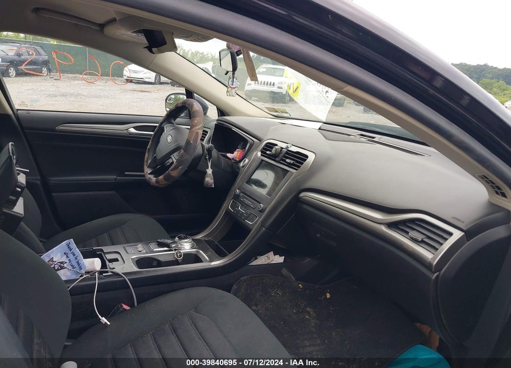 2017 FORD FUSION SE VIN: 3FA6P0H79HR390444