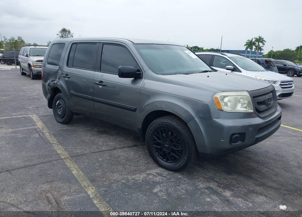 2011 HONDA PILOT LX VIN: 5FNYF3H29BB001337