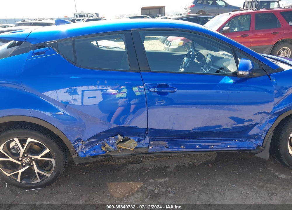2018 TOYOTA C-HR XLE PREMIUM VIN: NMTKHMBX8JR001414
