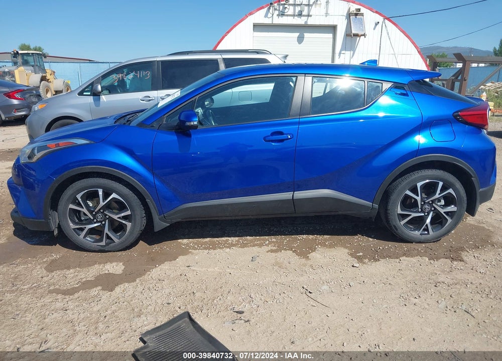 2018 TOYOTA C-HR XLE PREMIUM VIN: NMTKHMBX8JR001414