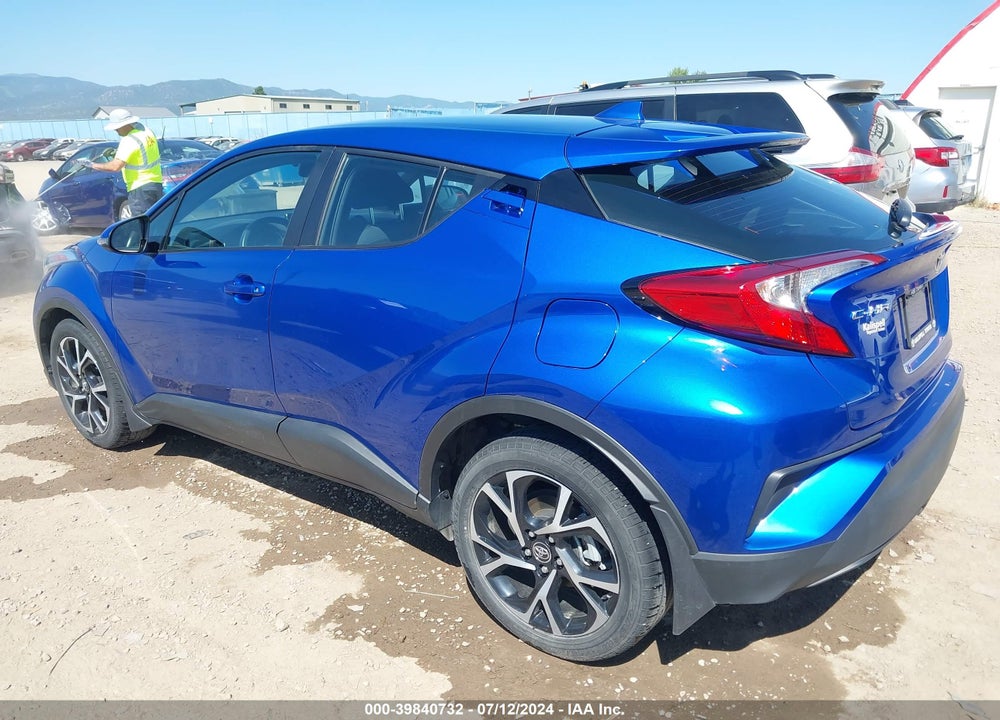 2018 TOYOTA C-HR XLE PREMIUM VIN: NMTKHMBX8JR001414