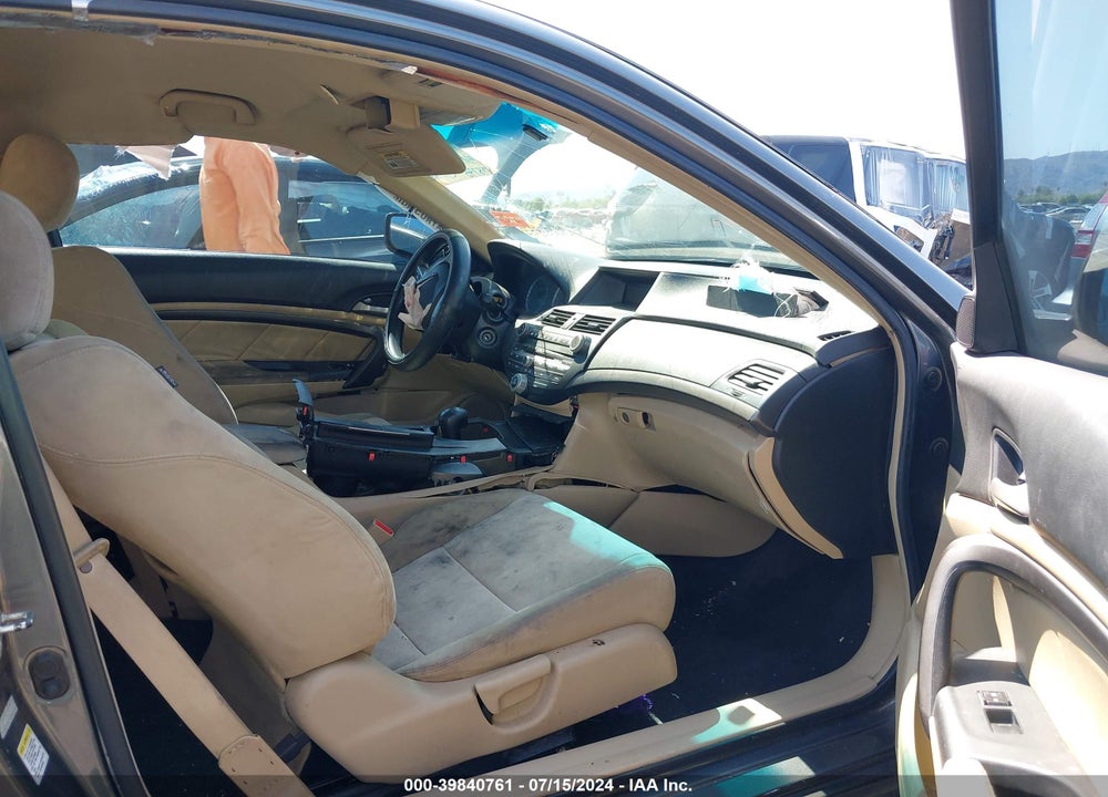 2009 HONDA ACCORD 2.4 LX-S VIN: 1HGCS12329A024619