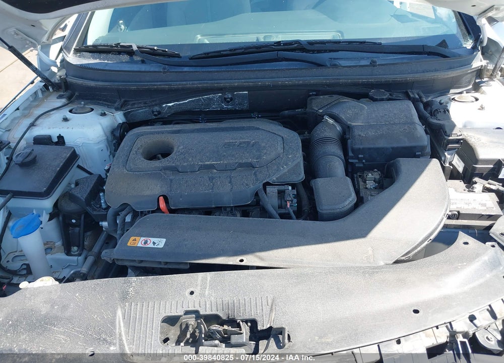 2015 HYUNDAI SONATA SE VIN: 5NPE24AF8FH043698