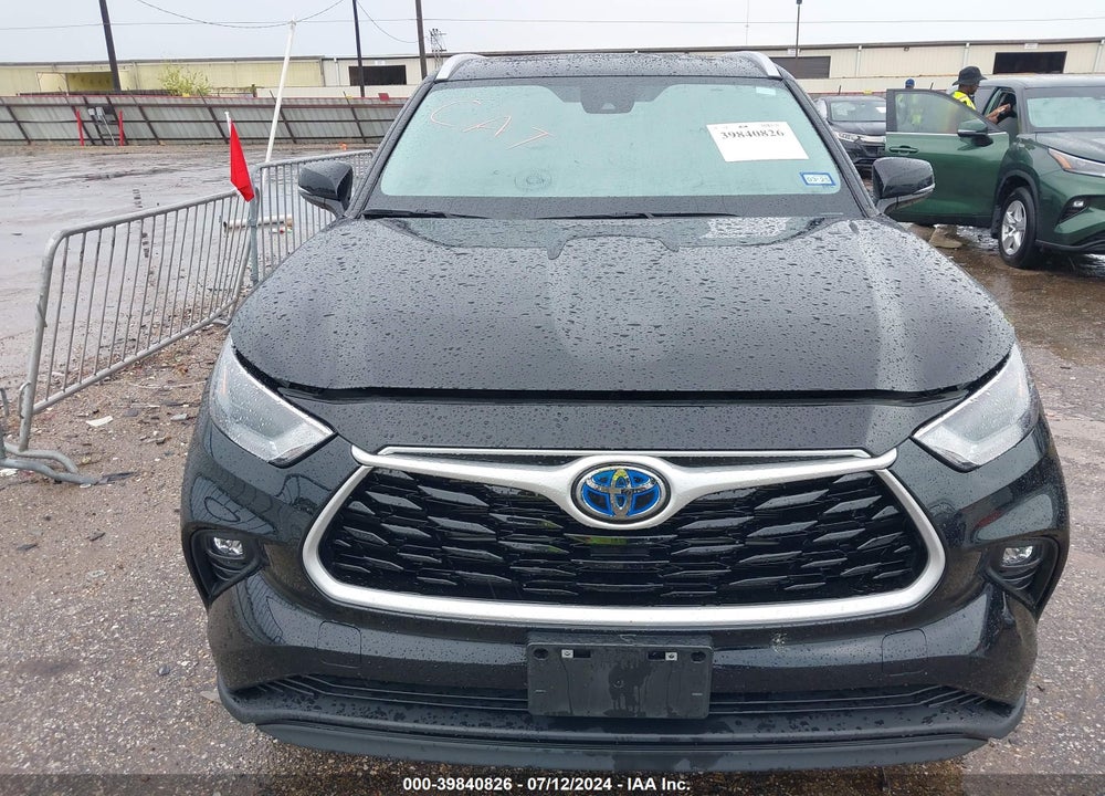 2023 TOYOTA HIGHLANDER HYBRID XLE VIN: 5TDKBRCH3PS577606