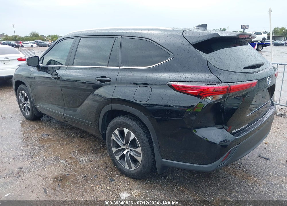 2023 TOYOTA HIGHLANDER HYBRID XLE VIN: 5TDKBRCH3PS577606