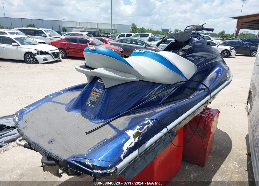 2012 YAMAHA VX CRUISER HO VIN: YAMA3007F212