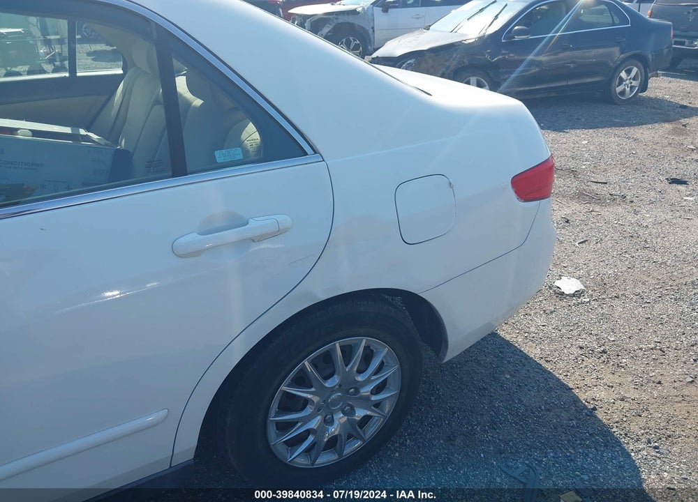 2005 HONDA ACCORD 2.4 LX VIN: 1HGCM56465A172657