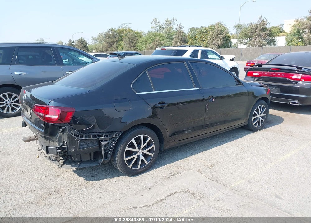 2017 VOLKSWAGEN JETTA 1.4T SE VIN: 3VWDB7AJ8HM402141
