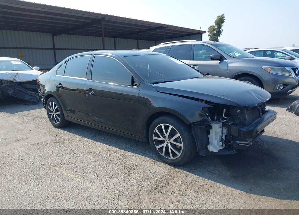 2017 VOLKSWAGEN JETTA 1.4T SE VIN: 3VWDB7AJ8HM402141