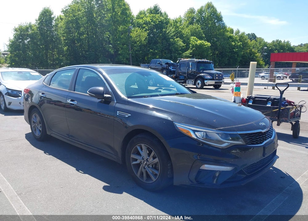 2019 KIA OPTIMA LX VIN: 5XXGT4L35KG287808