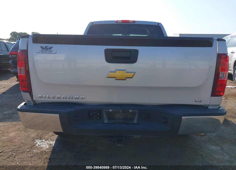 2013 CHEVROLET SILVERADO 1500 LS VIN: 1GCRCREA2DZ412801