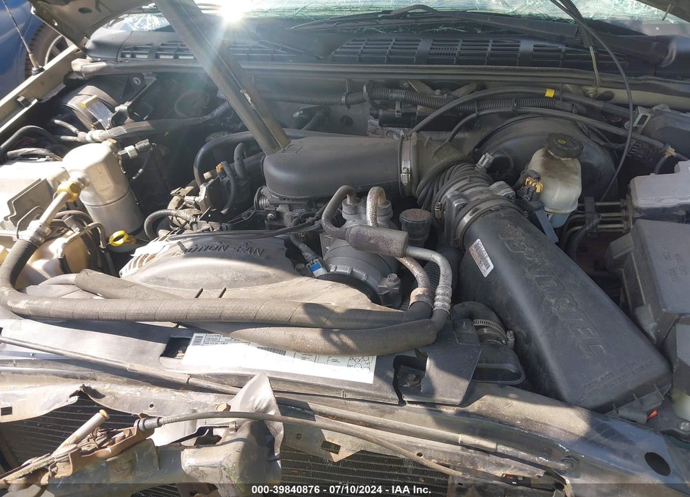 2001 CHEVROLET S-10 LS VIN: 1GCCS19W918168808