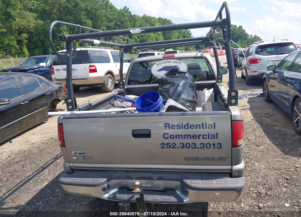 2001 CHEVROLET S-10 LS VIN: 1GCCS19W918168808