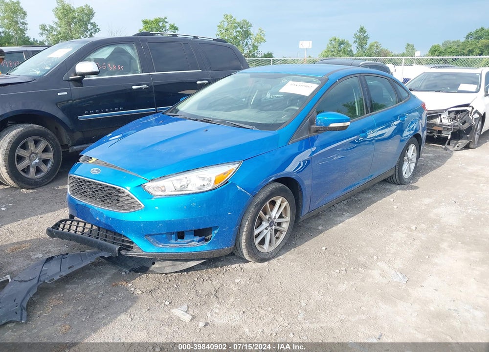 2015 FORD FOCUS SE VIN: 1FADP3F27FL201043